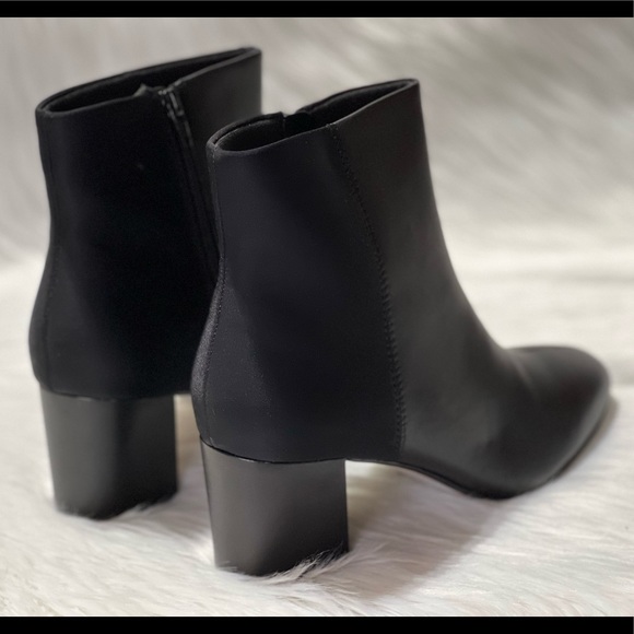 NIB Clarks Chartli Valley Black Suede Ankle Boots Booties - Picture 4 of 16